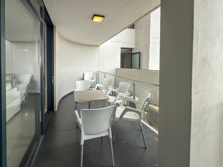3 Bedroom Property for Sale in Table View Western Cape